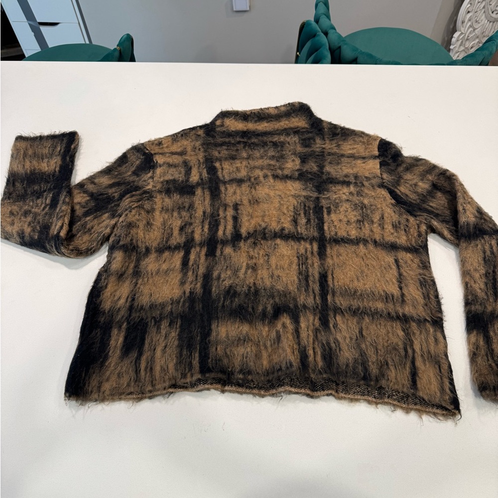 Zara Black and Brown Knit Sweater